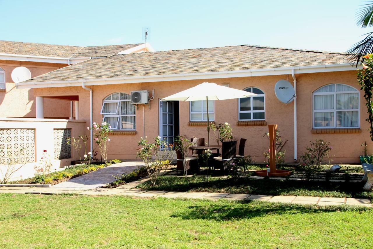 Ekupholeni Garden Villas Manzini Exterior photo